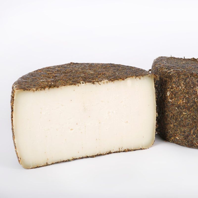 Queso de cabra curado con finas hierbas