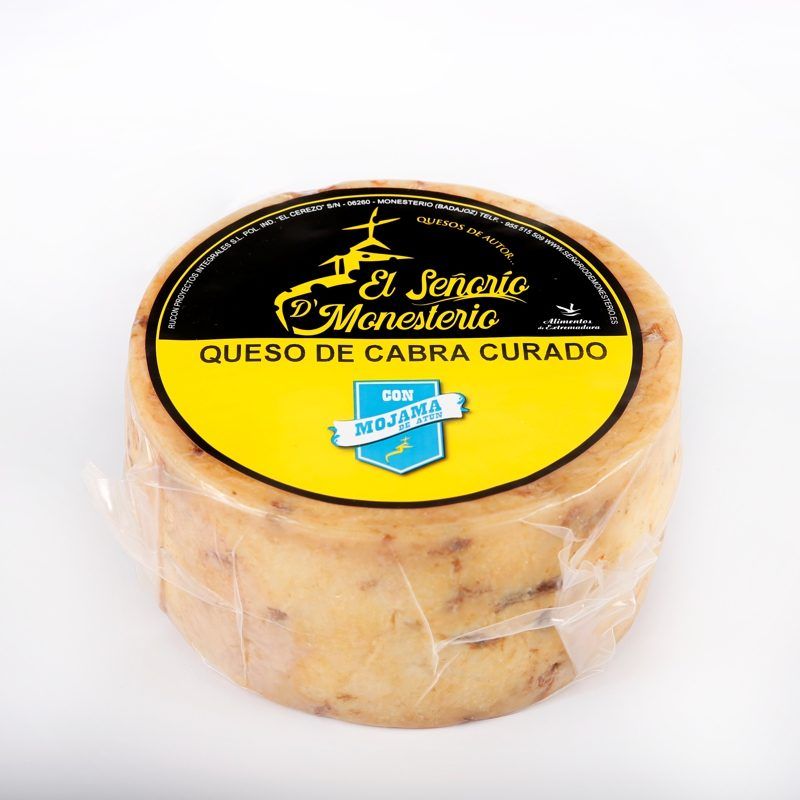 Queso de cabra curado con mojama de atún de almadraba
